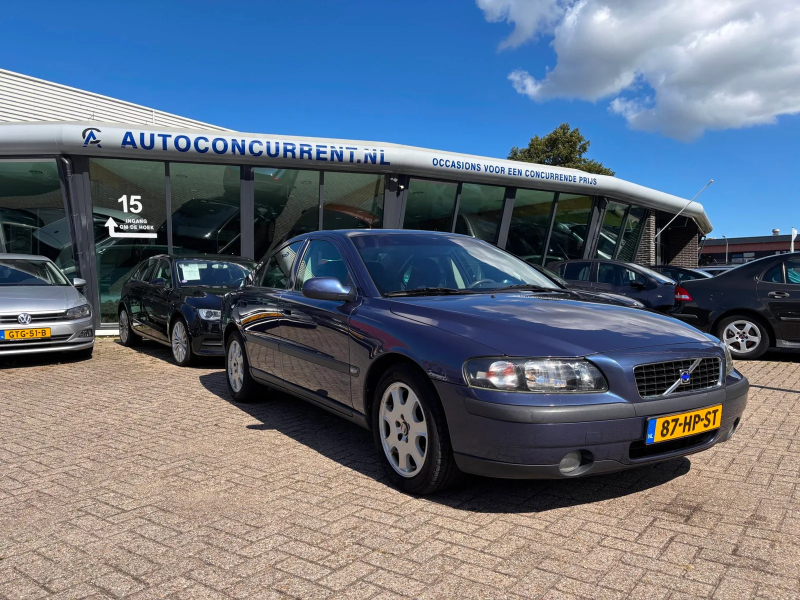 Volvo S60 (2001) — foto 1