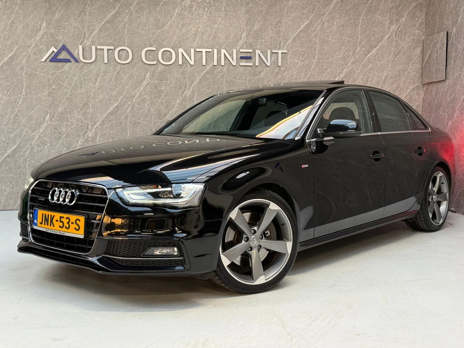 Audi A4 (2015) — foto 1