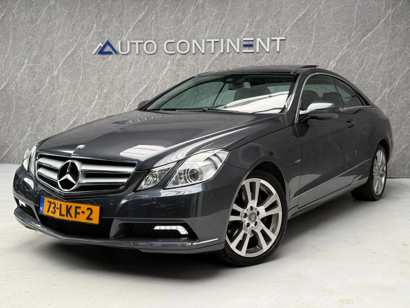Mercedes-Benz E-Klasse (2009) — foto 1