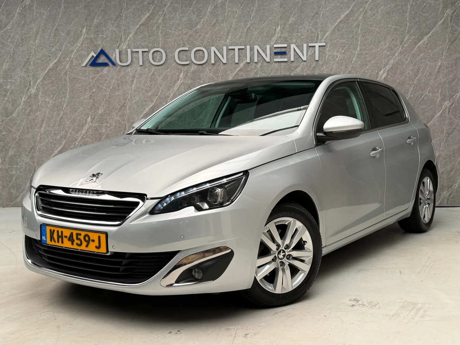 Peugeot 308 (2016) — foto 1