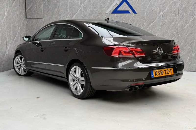 Volkswagen Passat (2014)