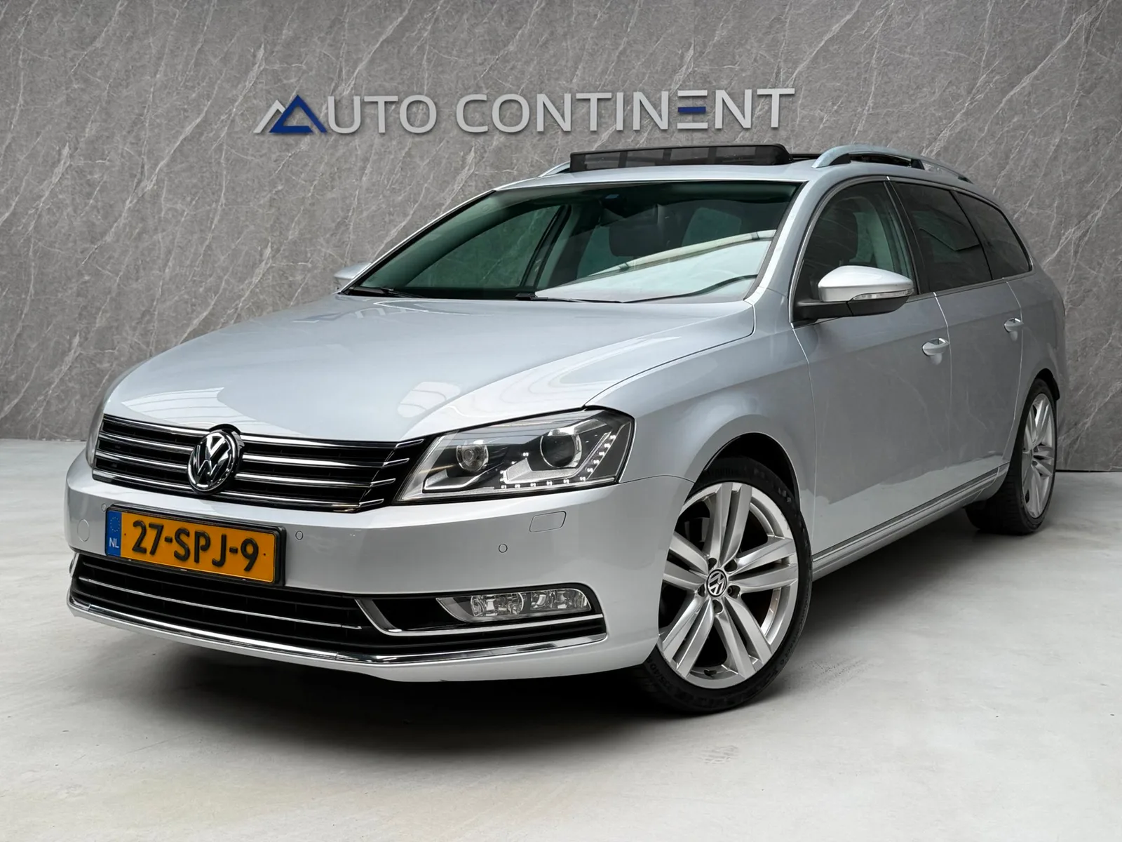 Volkswagen Passat (2011) — foto 1