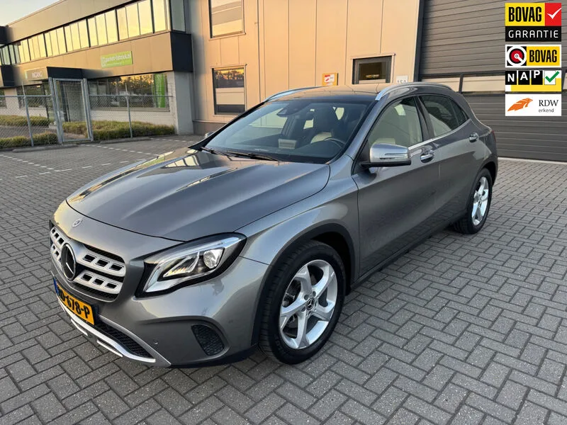 Mercedes-Benz GLA (2017) — foto 1