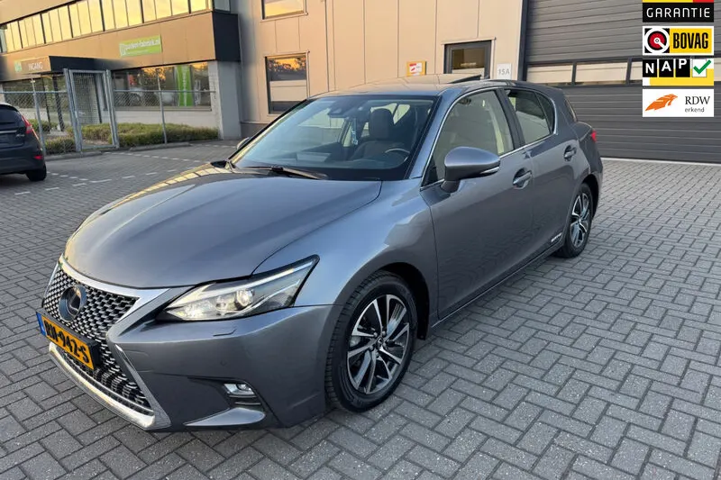Lexus CT (2017)