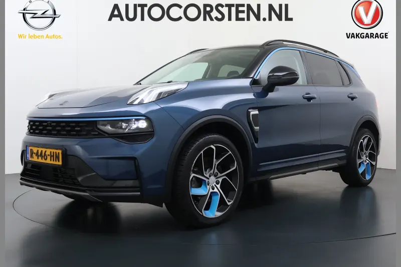 Lynk & Co 01 (2022)
