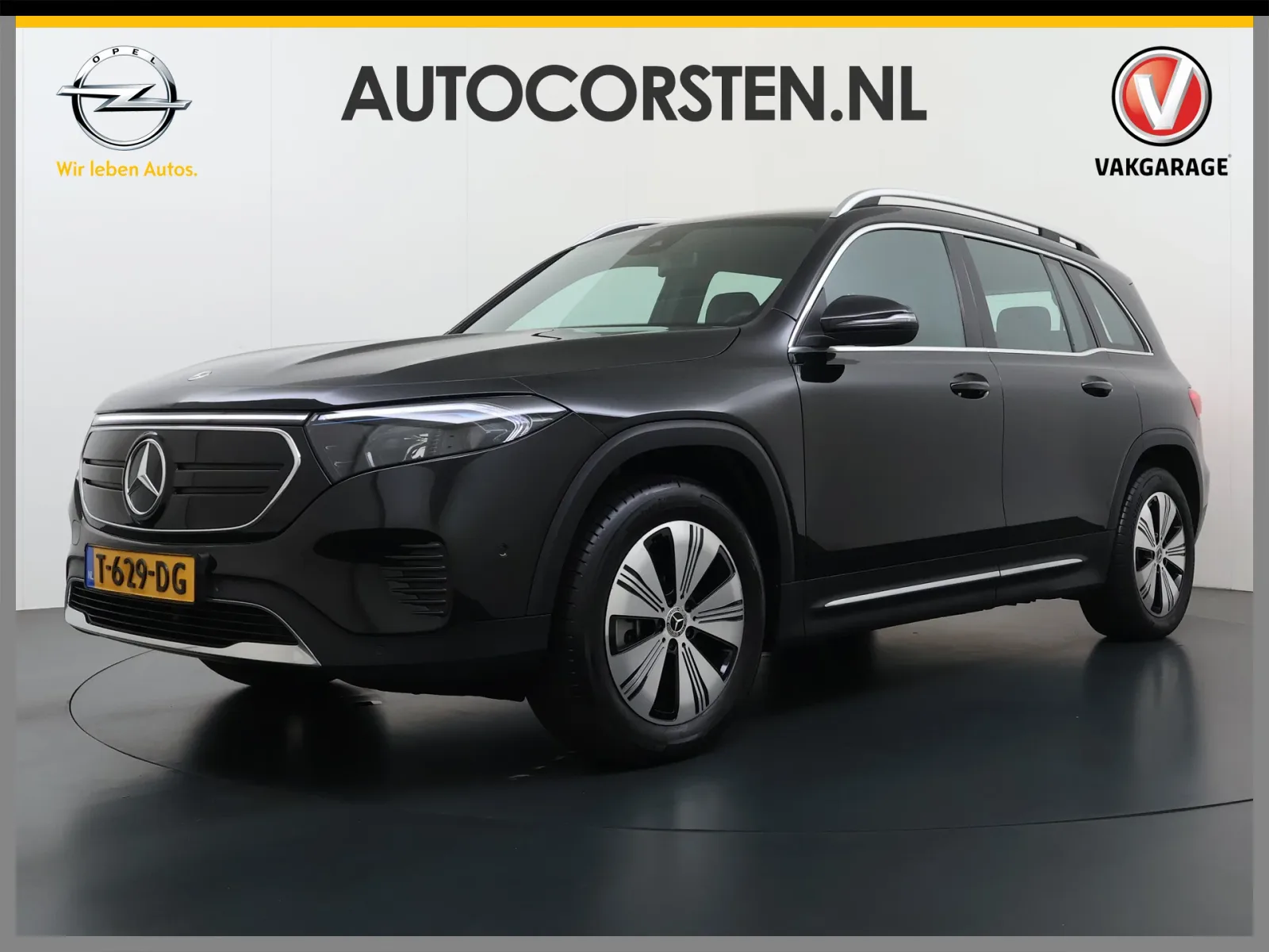 Mercedes-Benz EQB (2023) — foto 1