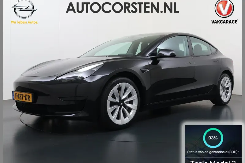 Tesla Model 3 (2023)