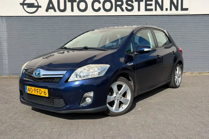 Toyota Auris (2011)