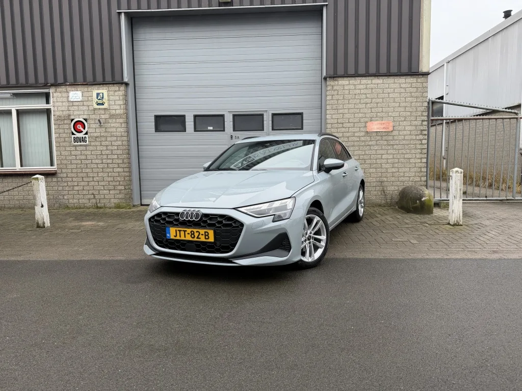Audi A3 (2025) — foto 1