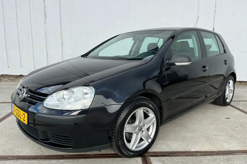 Volkswagen Golf (2008)