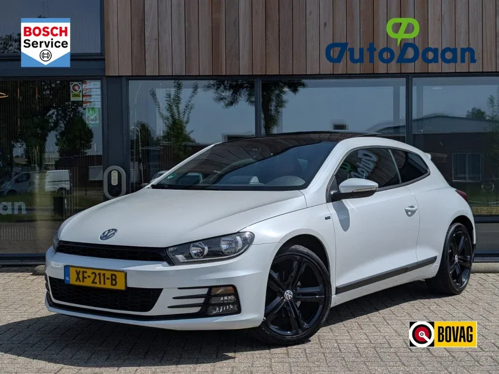 Volkswagen Scirocco (2017) — foto 1