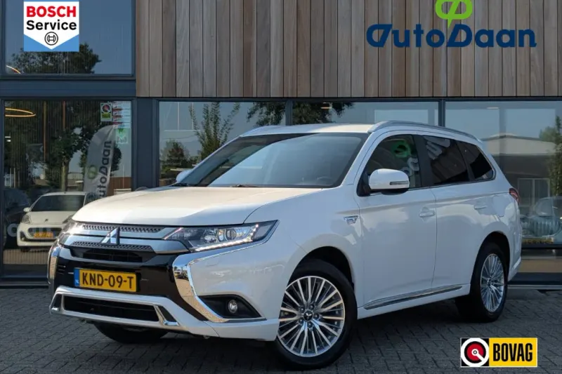 Mitsubishi Outlander (2020)