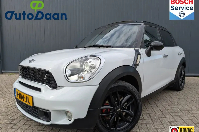 MINI Countryman (2011)