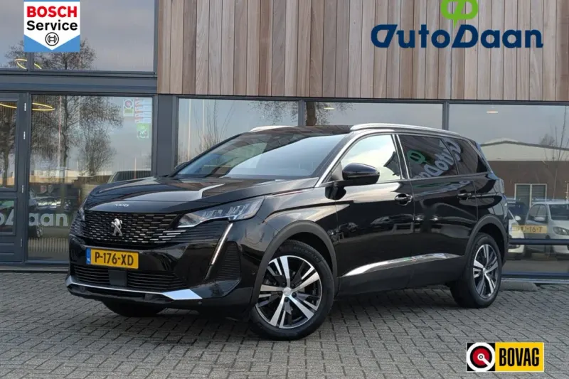 Peugeot 5008 (2022)