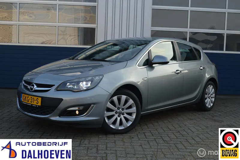 Opel Astra (2013)