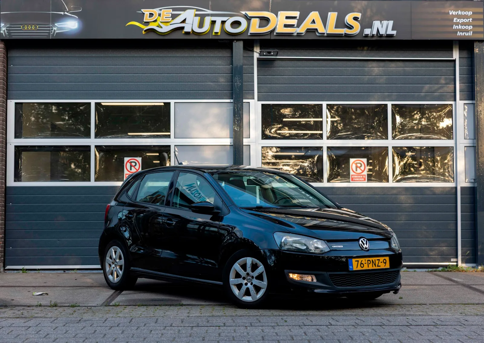 Volkswagen Polo (2011) — foto 1