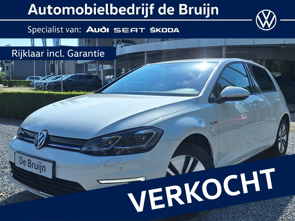 Volkswagen E-Golf (2020) — foto 1