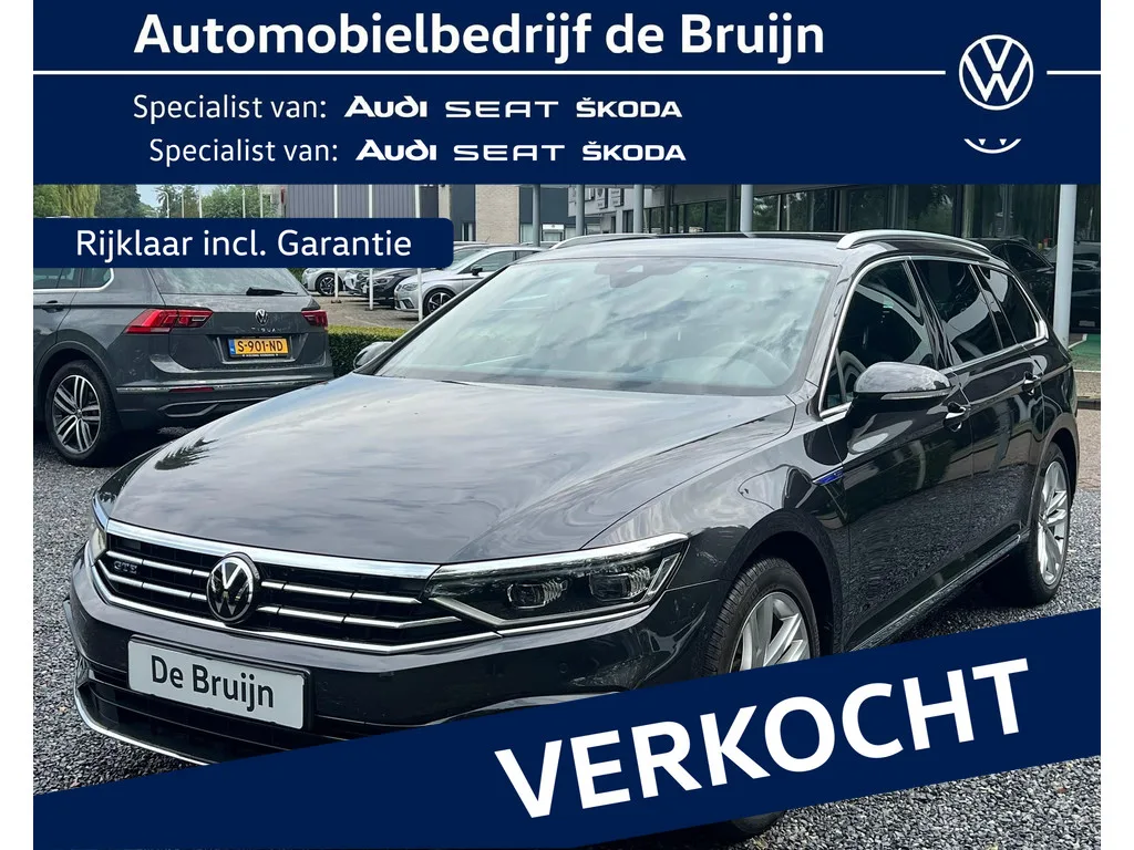 Volkswagen Passat (2020) — foto 1