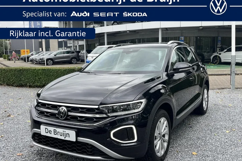 Volkswagen T-Roc (2023)