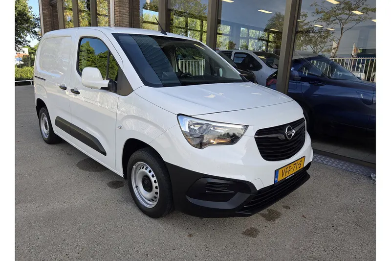Opel Combo (2020)