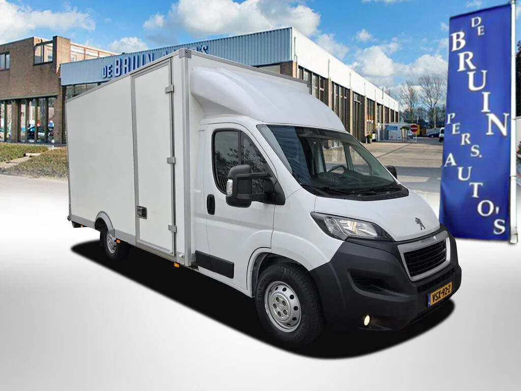 Renault Master (2023) — foto 1