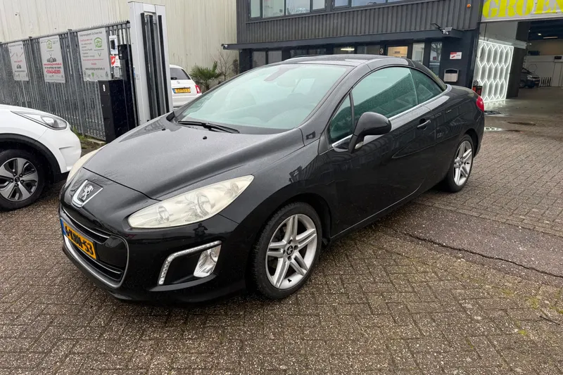 Peugeot 308 (2012)