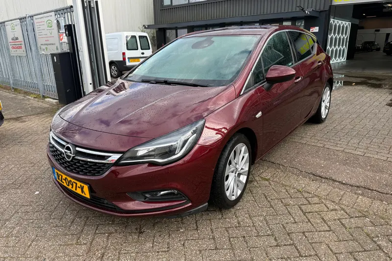 Opel Astra (2018)