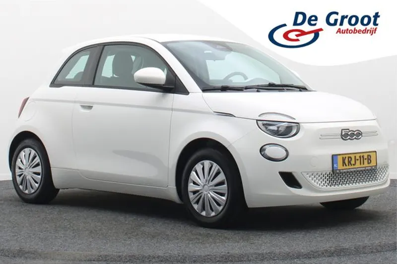 Fiat 500e (2023)