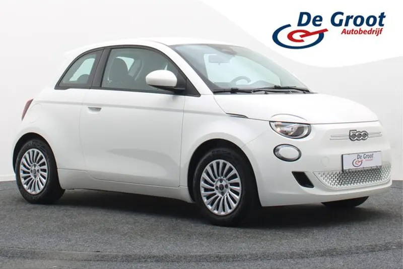 Fiat 500e (2023)