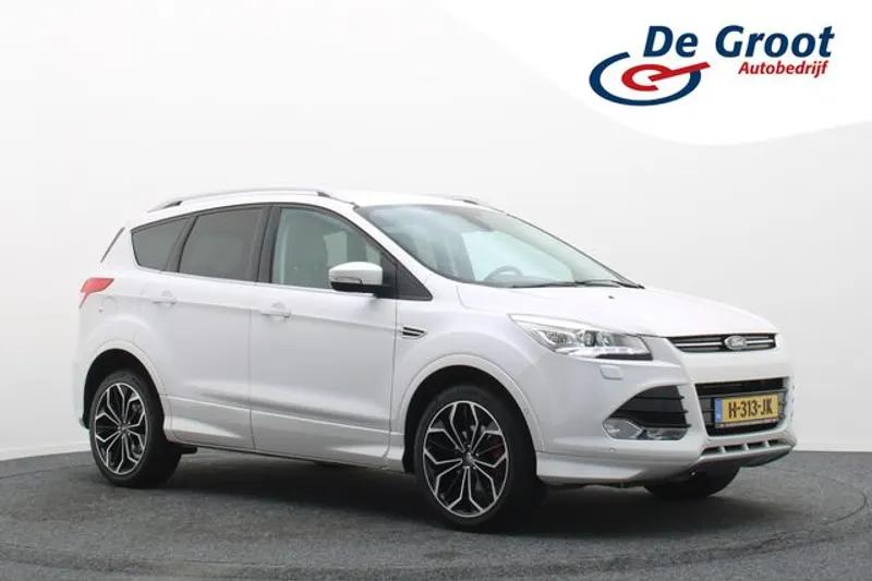 Ford Kuga (2015)