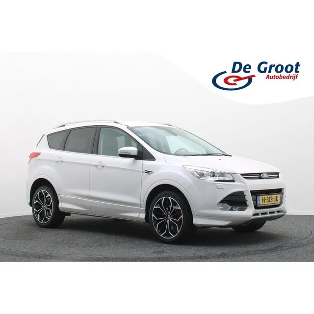 Ford Kuga (2015) — foto 1