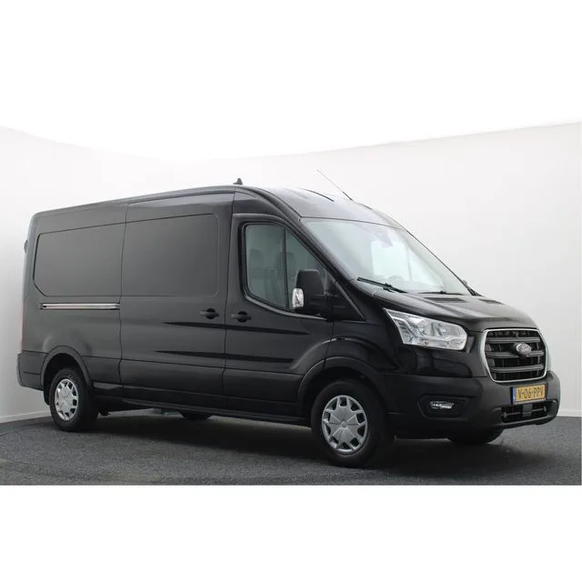 Ford Transit (2022) — foto 1