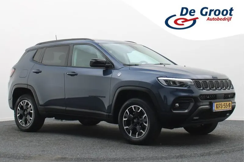 Jeep Compass (2023)