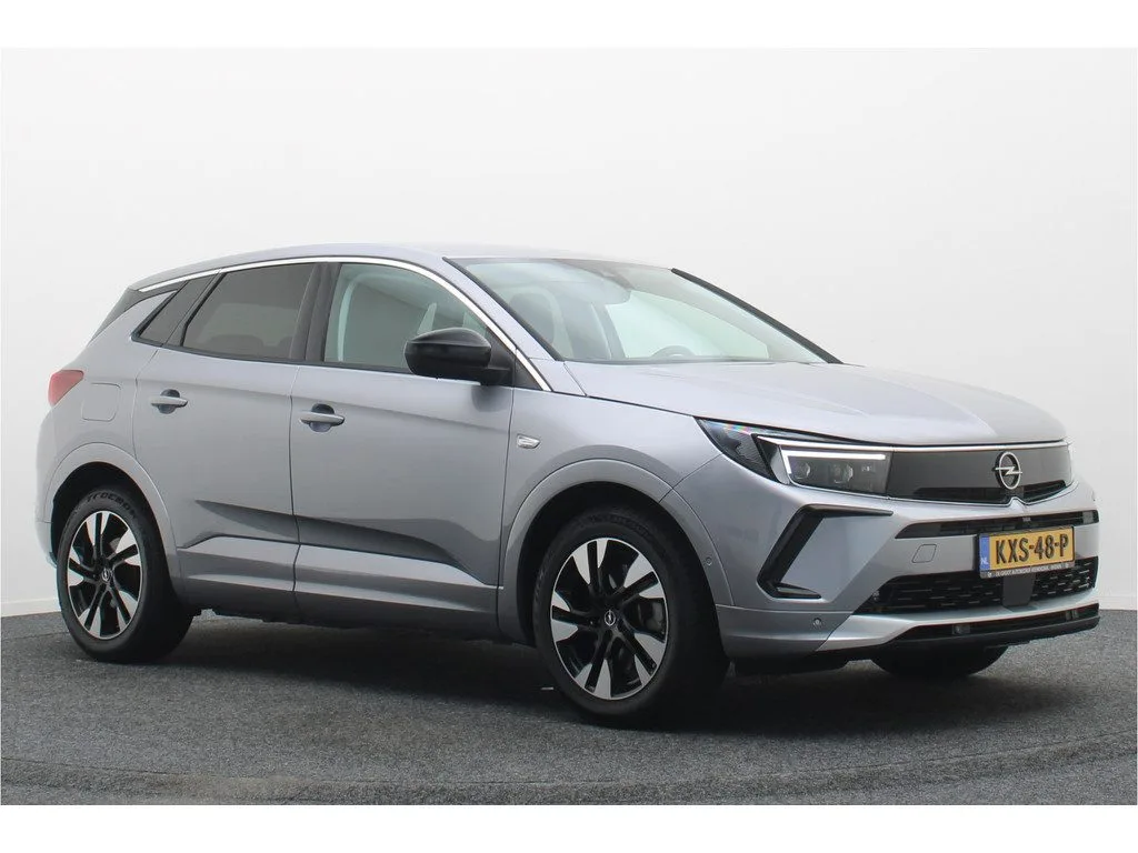 Opel Grandland (2023) — foto 1