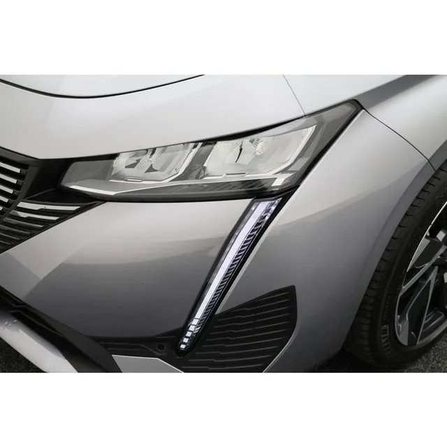 Peugeot 308 (2025) — foto 1