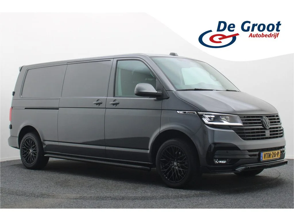 Volkswagen Transporter (2023) — foto 1