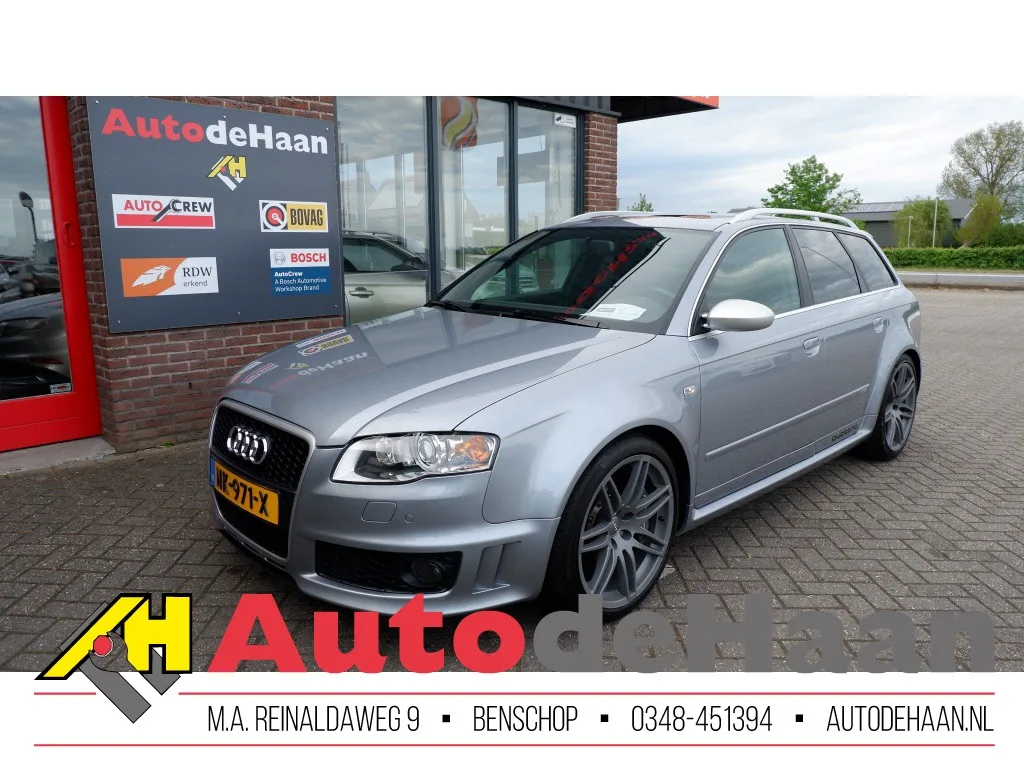 Audi RS 4 (2006) — foto 1