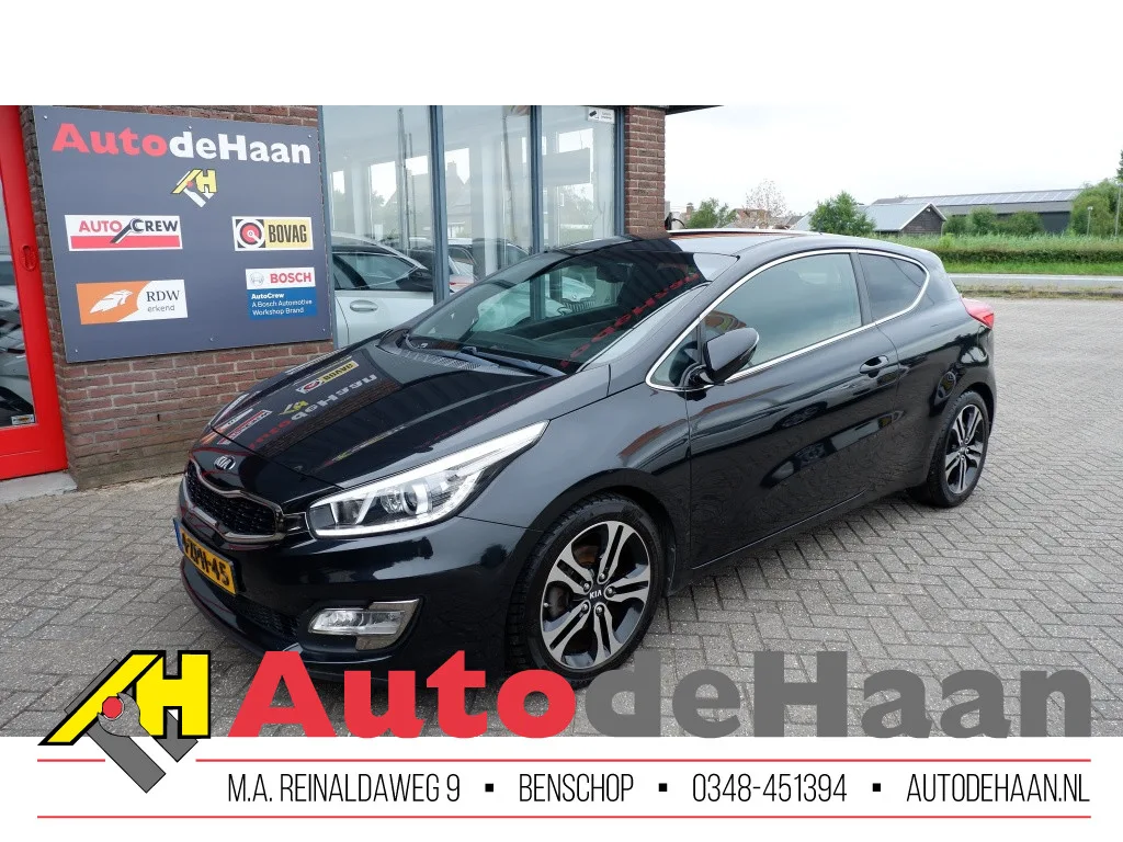 Kia ProCeed (2015) — foto 1