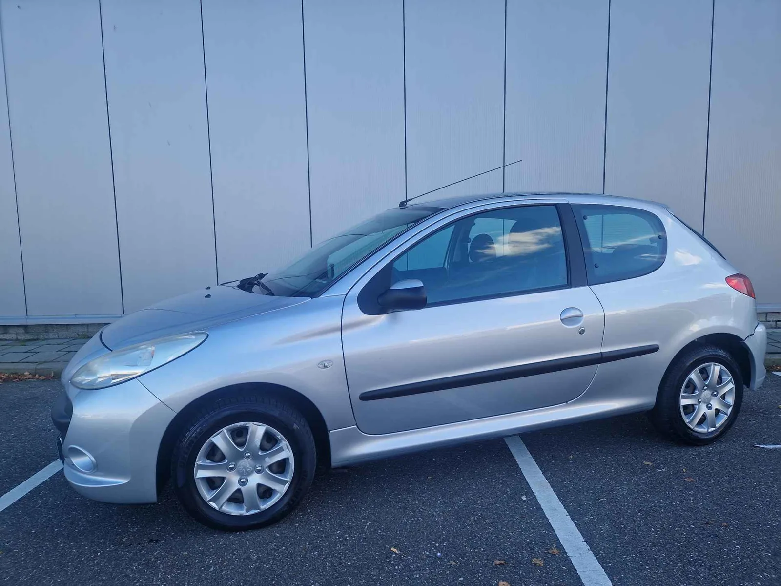 Peugeot 206+ (2010) — foto 1
