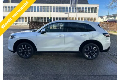 Honda ZR-V (2025) — foto 1