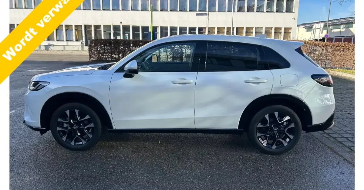 Honda ZR-V (2025) — foto 1