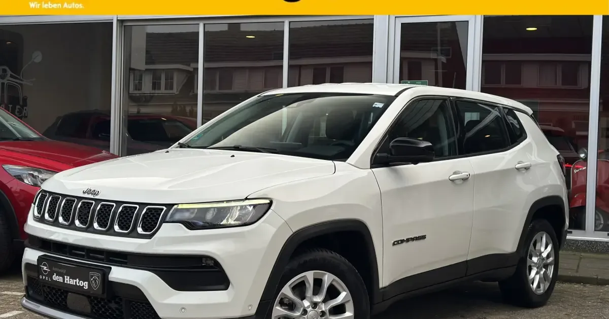 Jeep Compass (2024) — foto 1