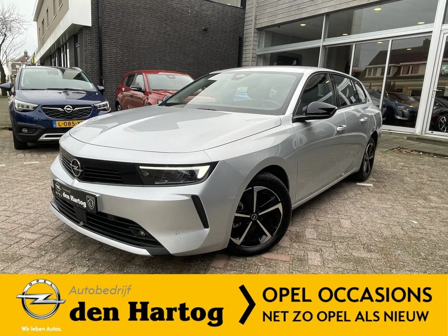 Opel Astra (2024) — foto 1