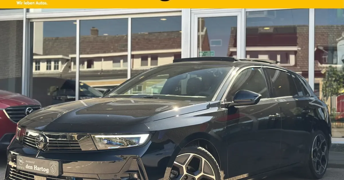 Opel Astra (2024) — foto 1