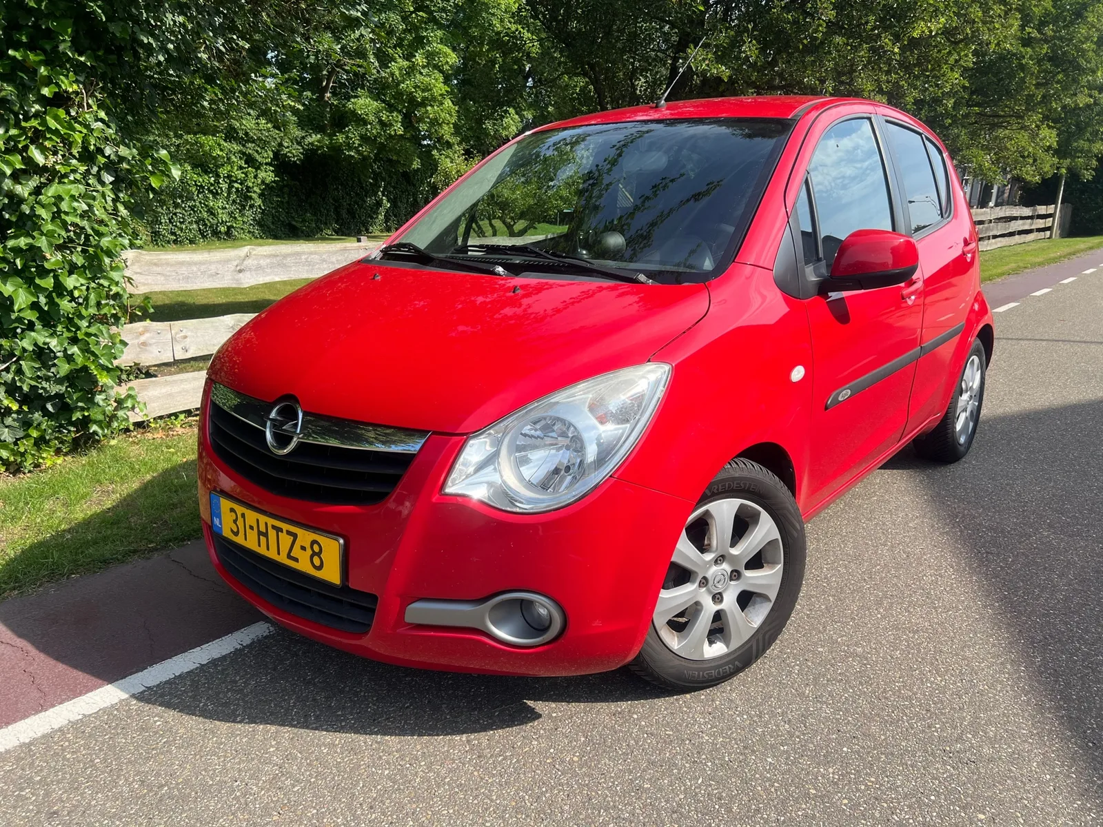 Opel Agila (2009) — foto 1