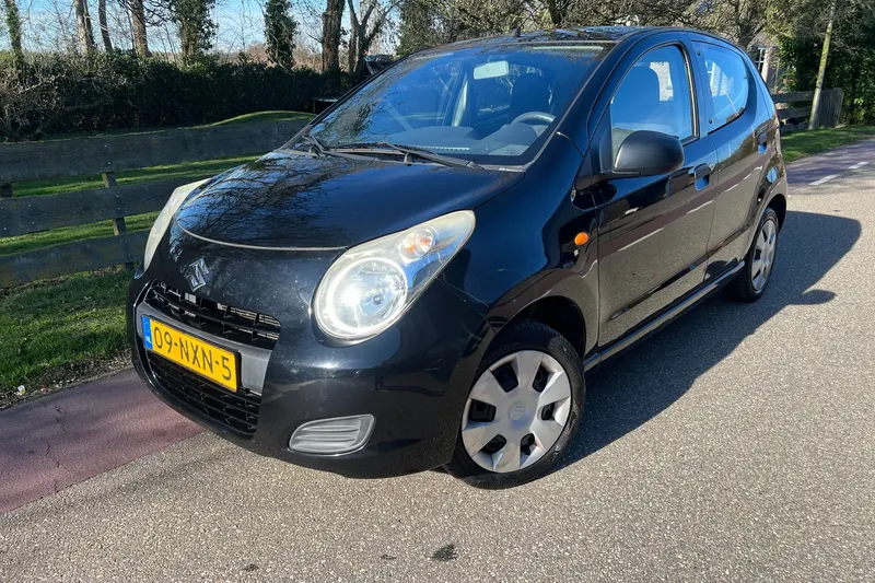 Suzuki Alto (2010)