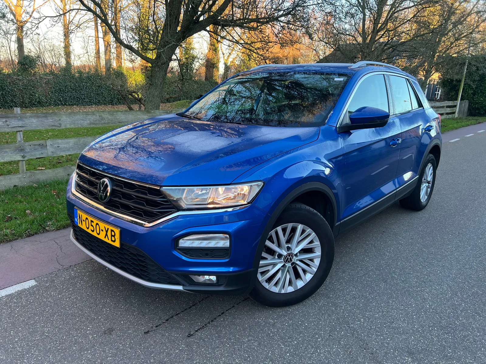 Volkswagen T-Roc (2022) — foto 1