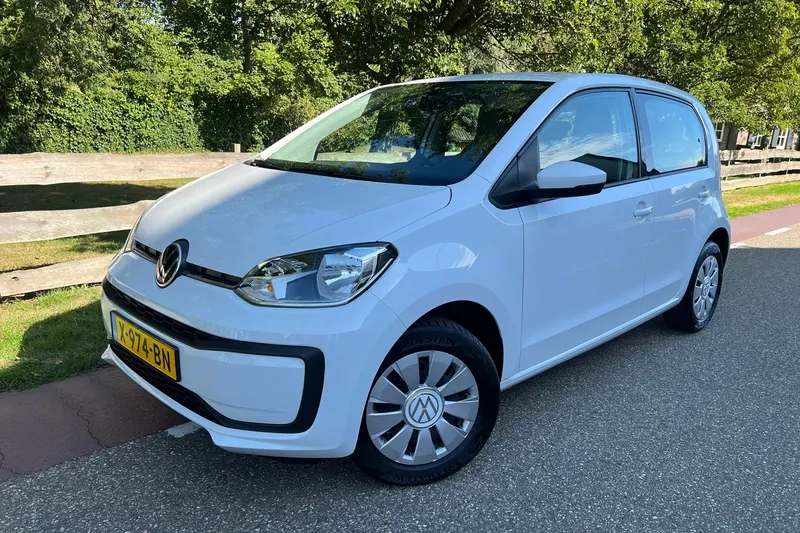 Volkswagen Up! (2023)