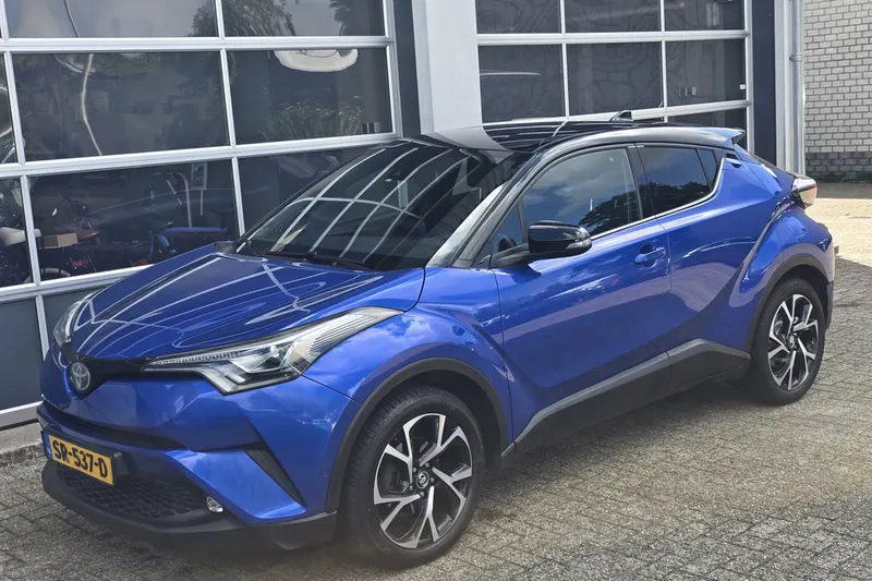 Toyota C-HR (2016)