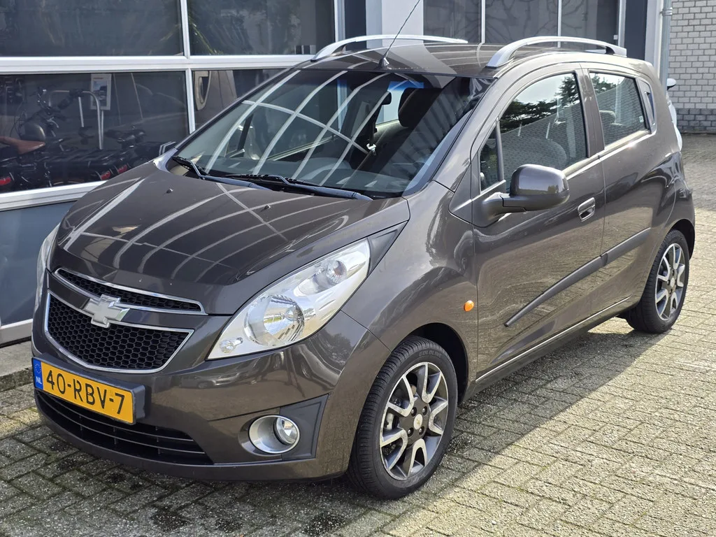 Chevrolet Spark (2011) — foto 1